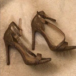 Jessica Simpson gold high heels